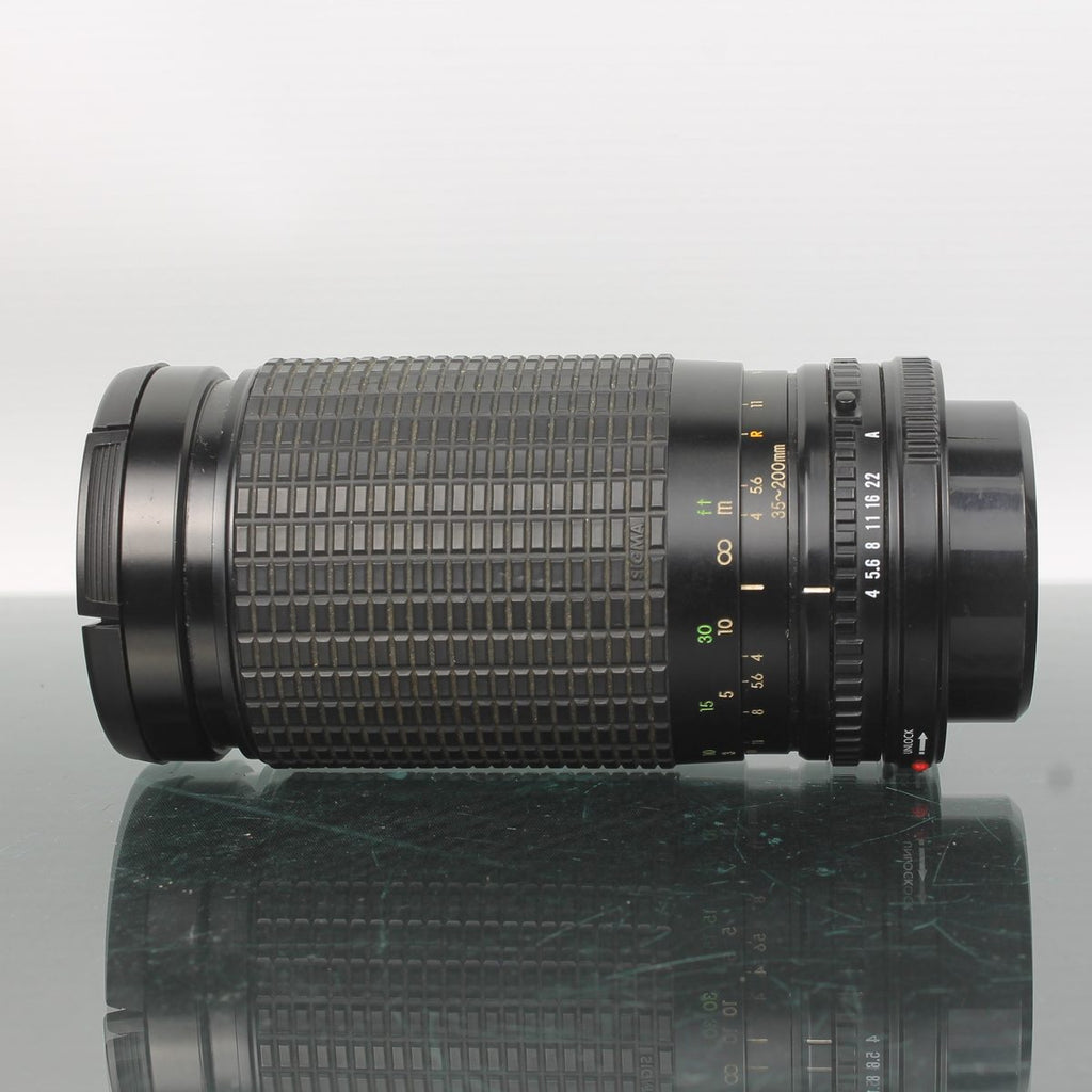 Sigma Zoom 1:4-5.6 F=35-200mm
