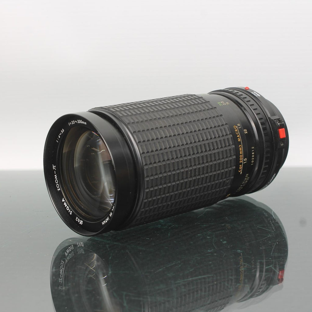 Sigma Zoom 1:4-5.6 F=35-200mm