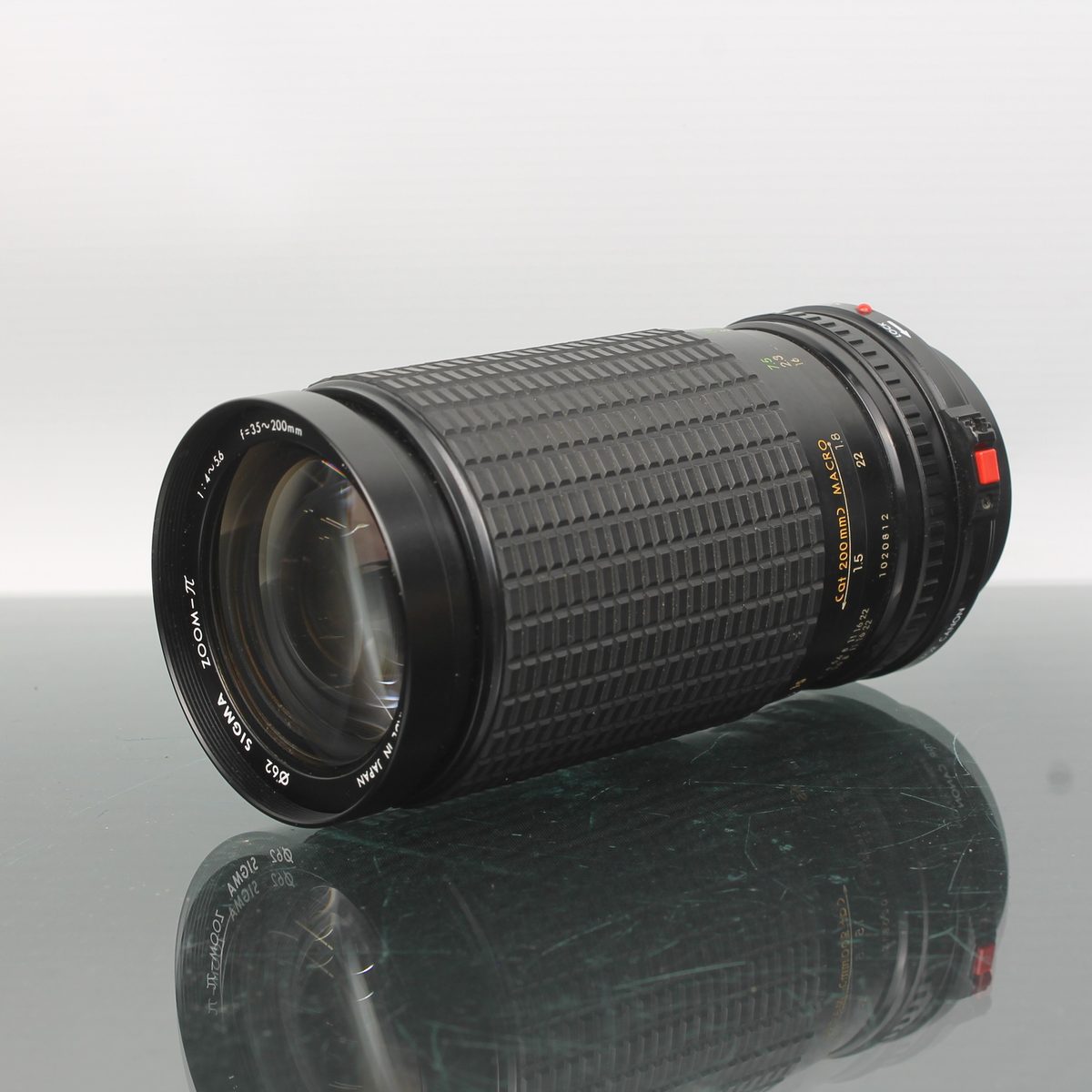 Sigma Zoom 1:4-5.6 F=35-200mm