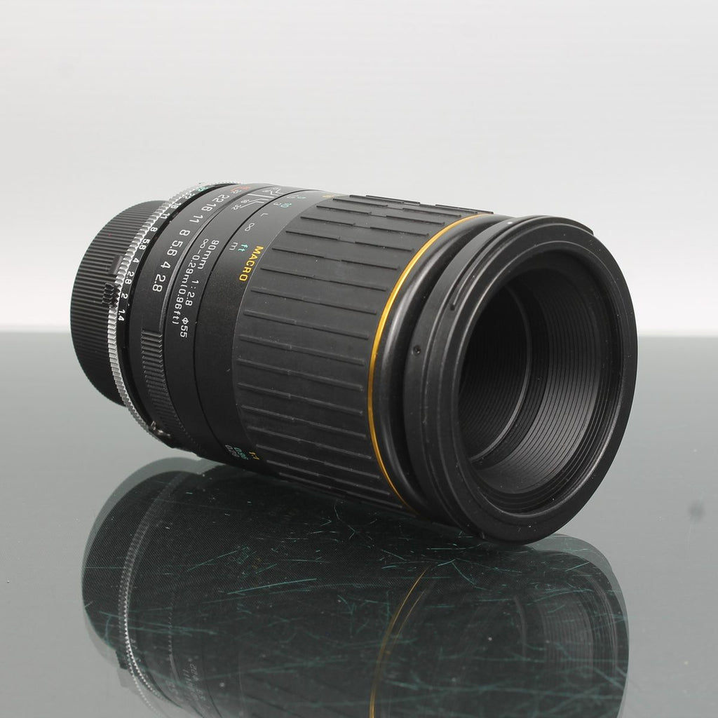 Tamron SP Macro 90mm 1:2.8 / Adaptall + Minolta MD Mount