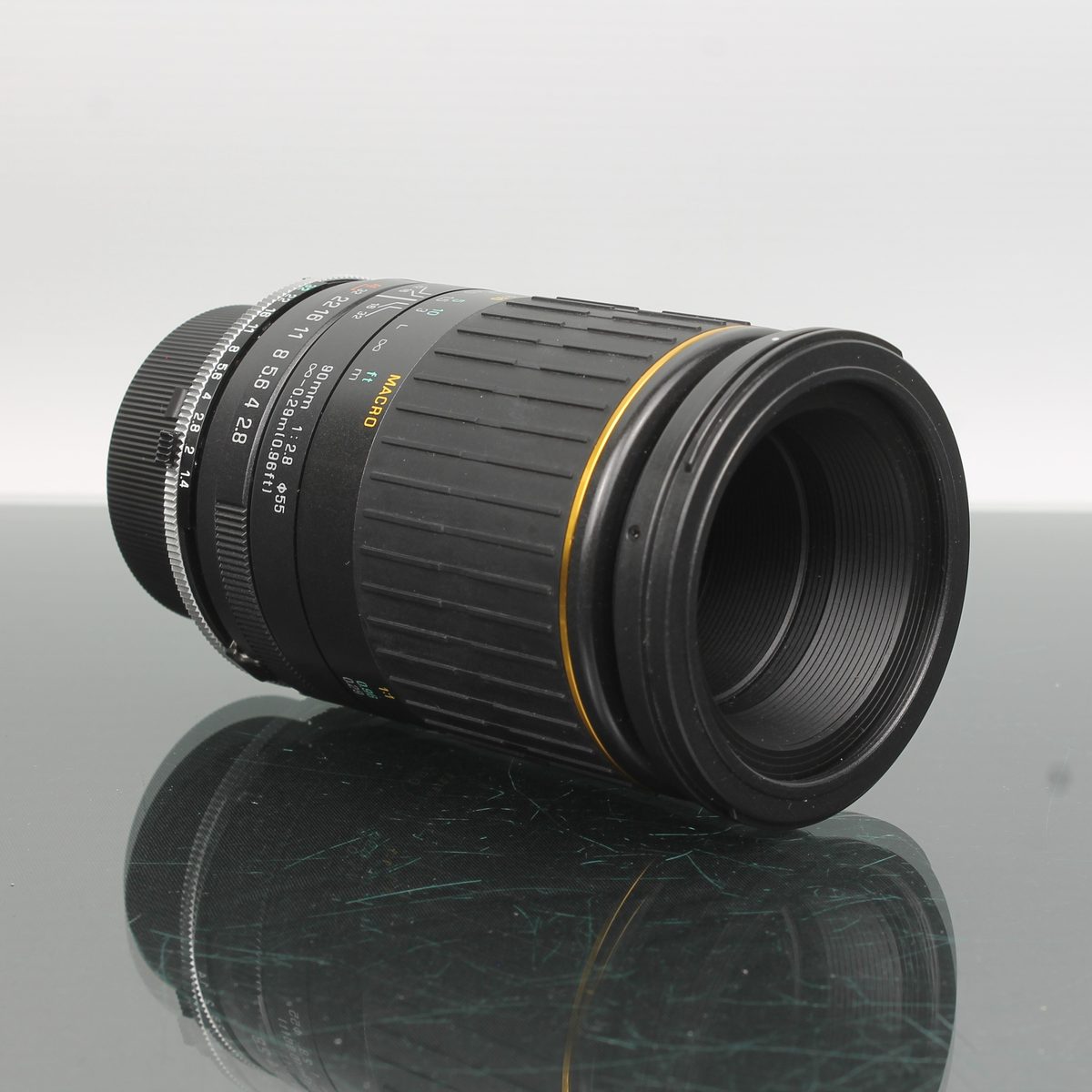 Tamron SP Macro 90mm 1:2.8 / Adaptall + Minolta MD Mount