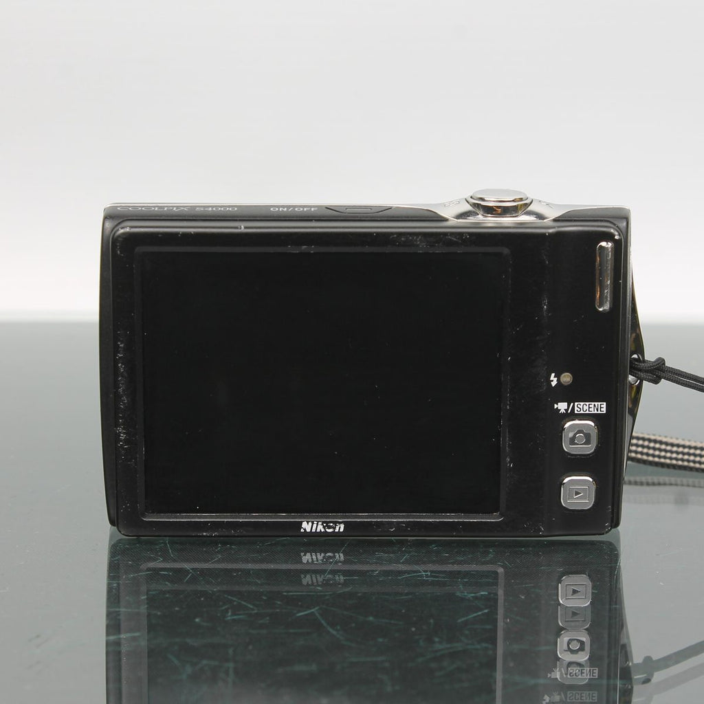 Nikon Coolpix S4000