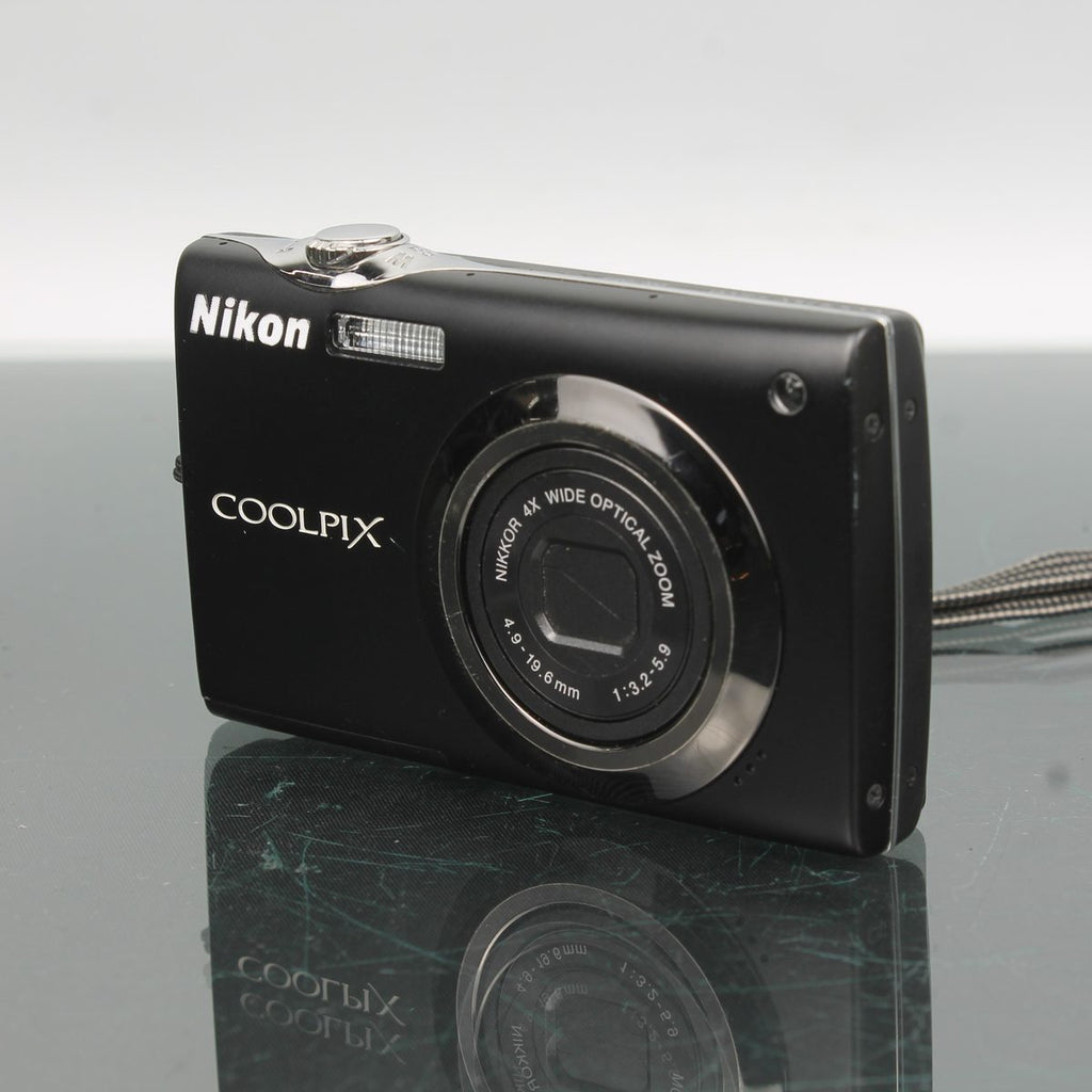 Nikon Coolpix S4000