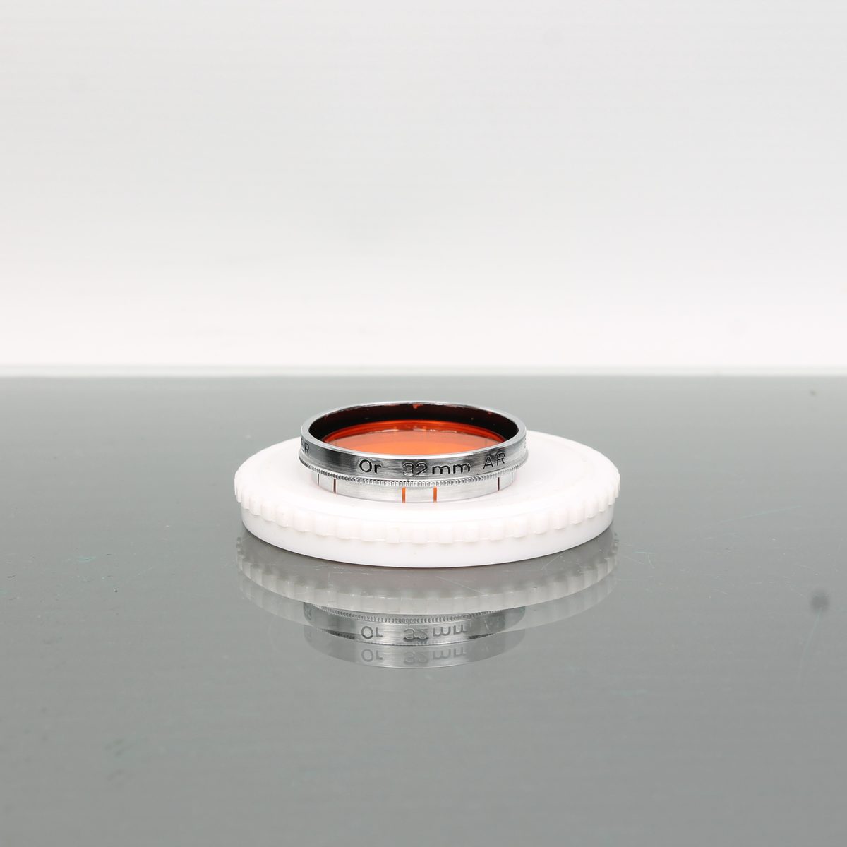 Voigtlander Or 32mm AR Orange Push on Filter