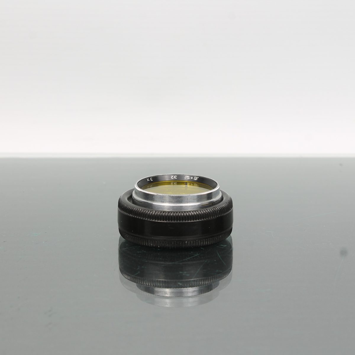 B+W Yellow 32 3x Push on Lens Filter