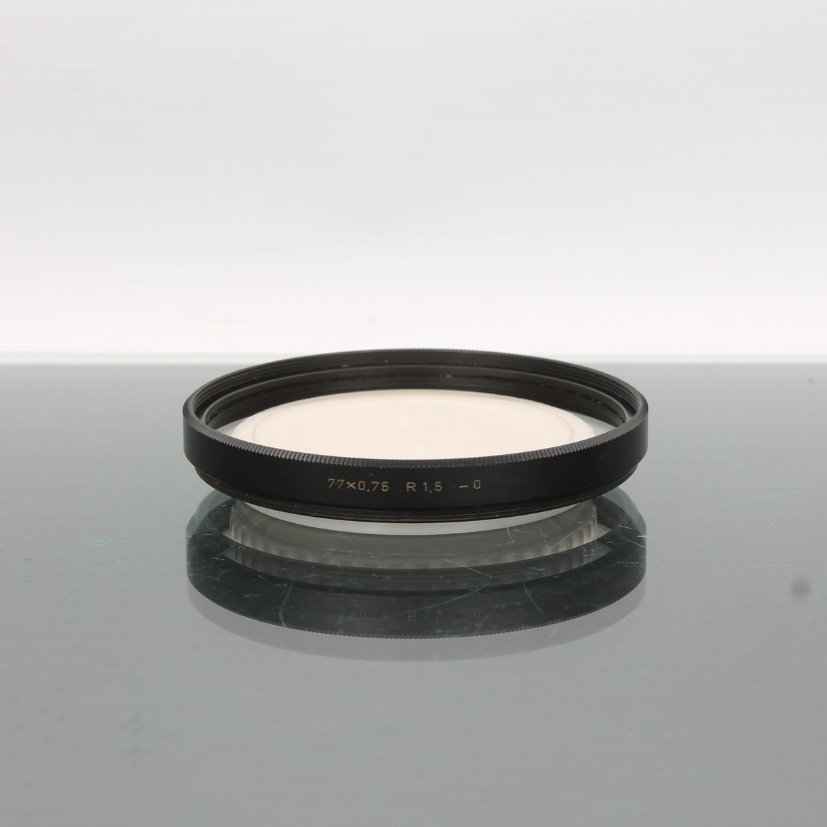 Heliopan Correction Filter 77X0,75 R 1,5