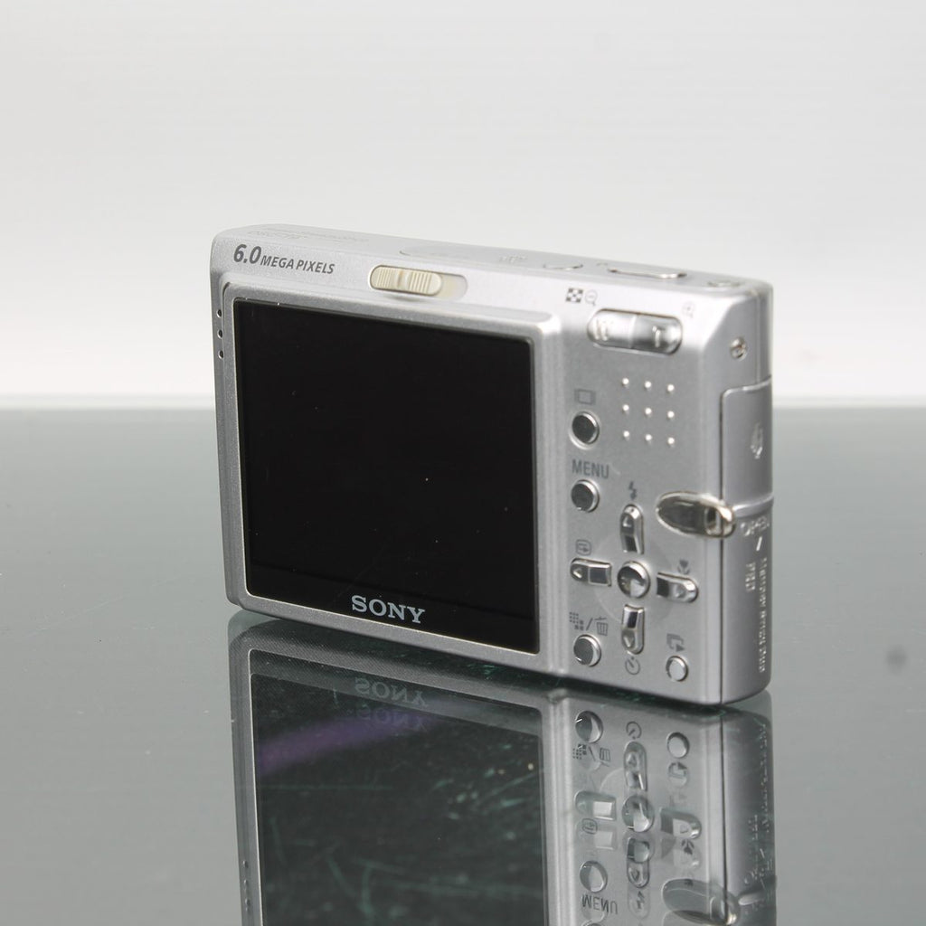 Sony Cyber-shot DSC-T9