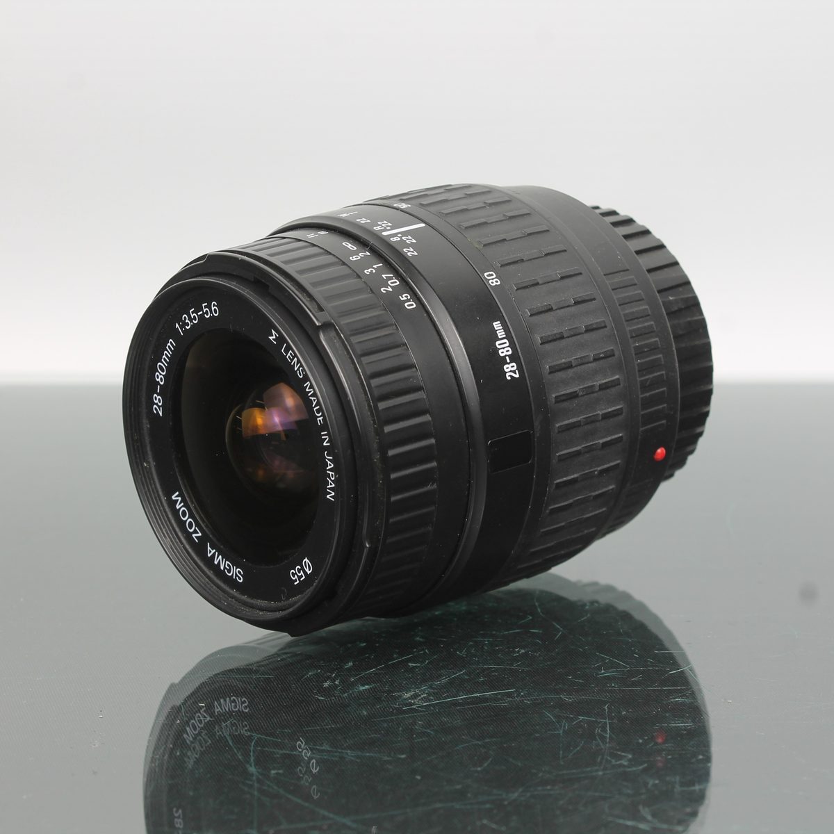Sigma Zoom 28-80mm f/3.5-5.6