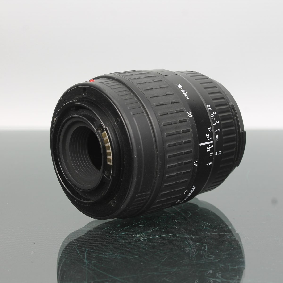 Sigma Zoom 28-80mm f/3.5-5.6