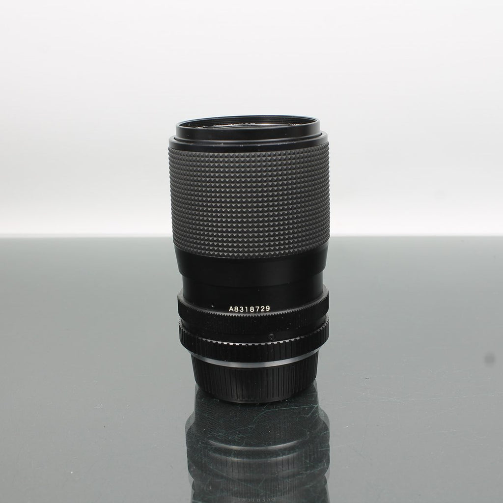 Yashica ML Zoom 35-105mm f/3.5-4.5