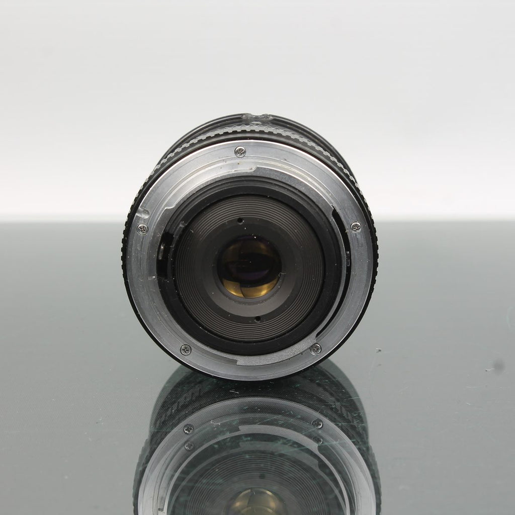 Auto Chinon Multi Coated 28mm f/2.8