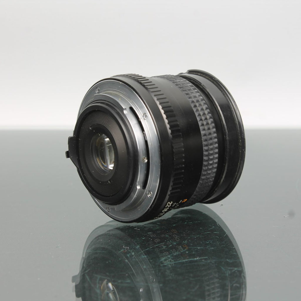 Auto Chinon Multi Coated 28mm f/2.8