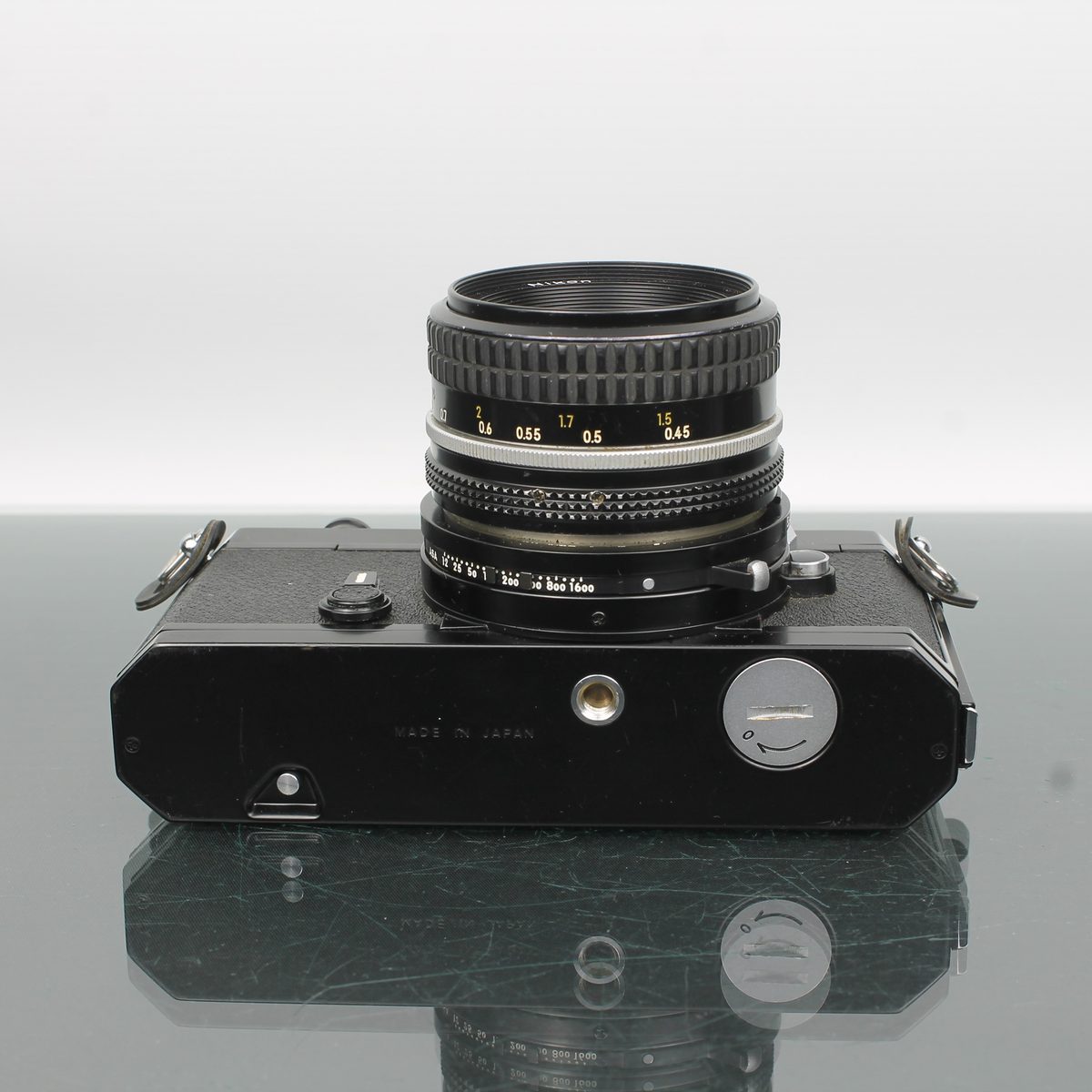Nikon Nikkormat FT2 + Nikkor 50mm f/1.8