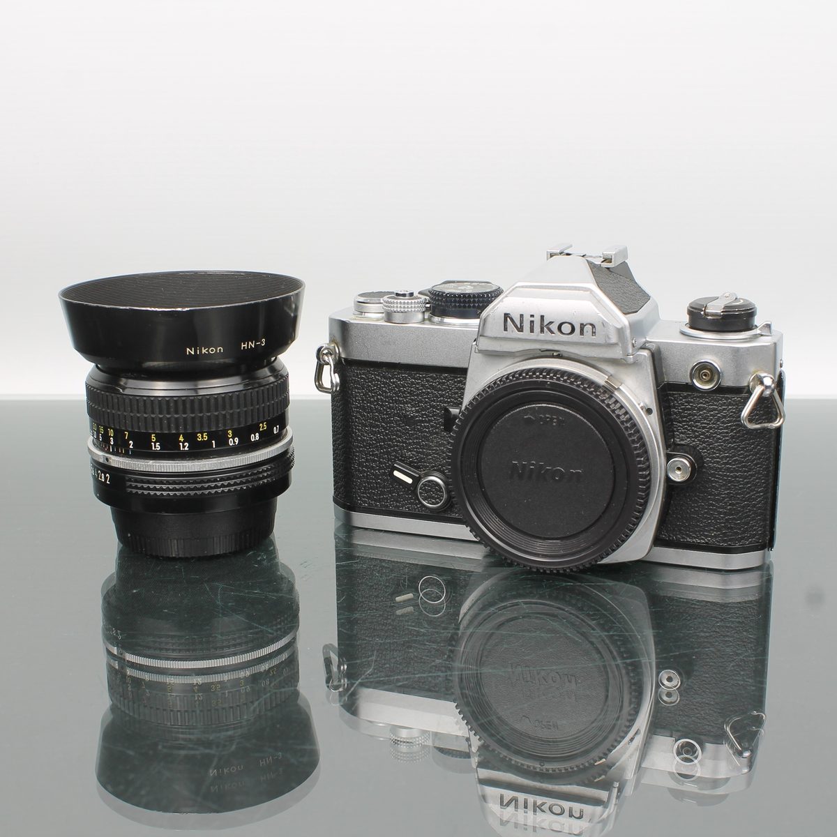 Nikon FM + Nikon Nikkor 50mm f/2