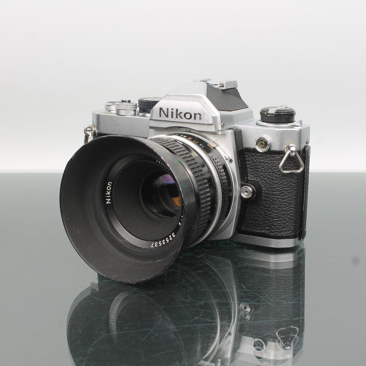 Nikon FM + Nikon Nikkor 50mm f/2