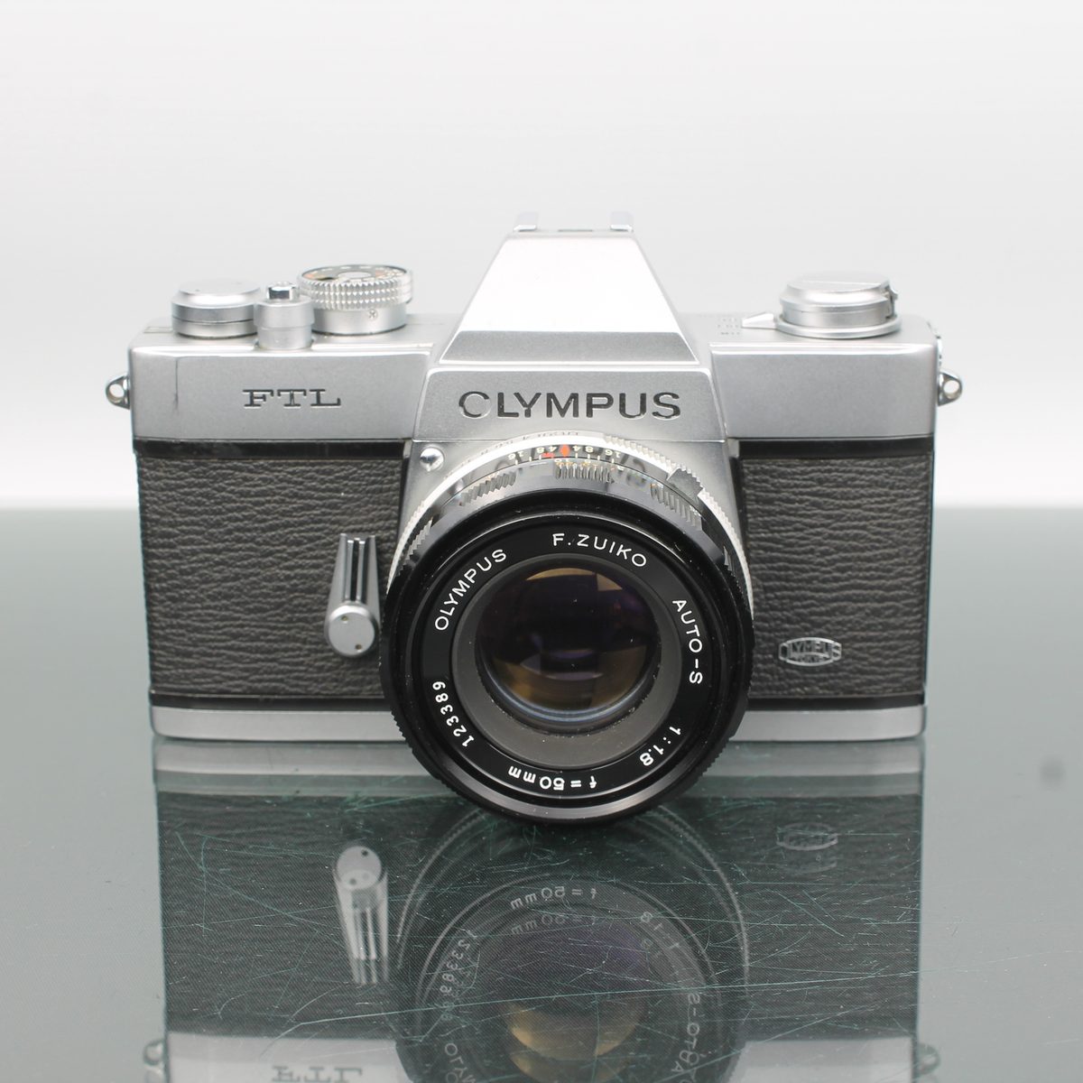 Olympus FTL + Olympus F.Zuiko Auto-S 50mm f/1.8