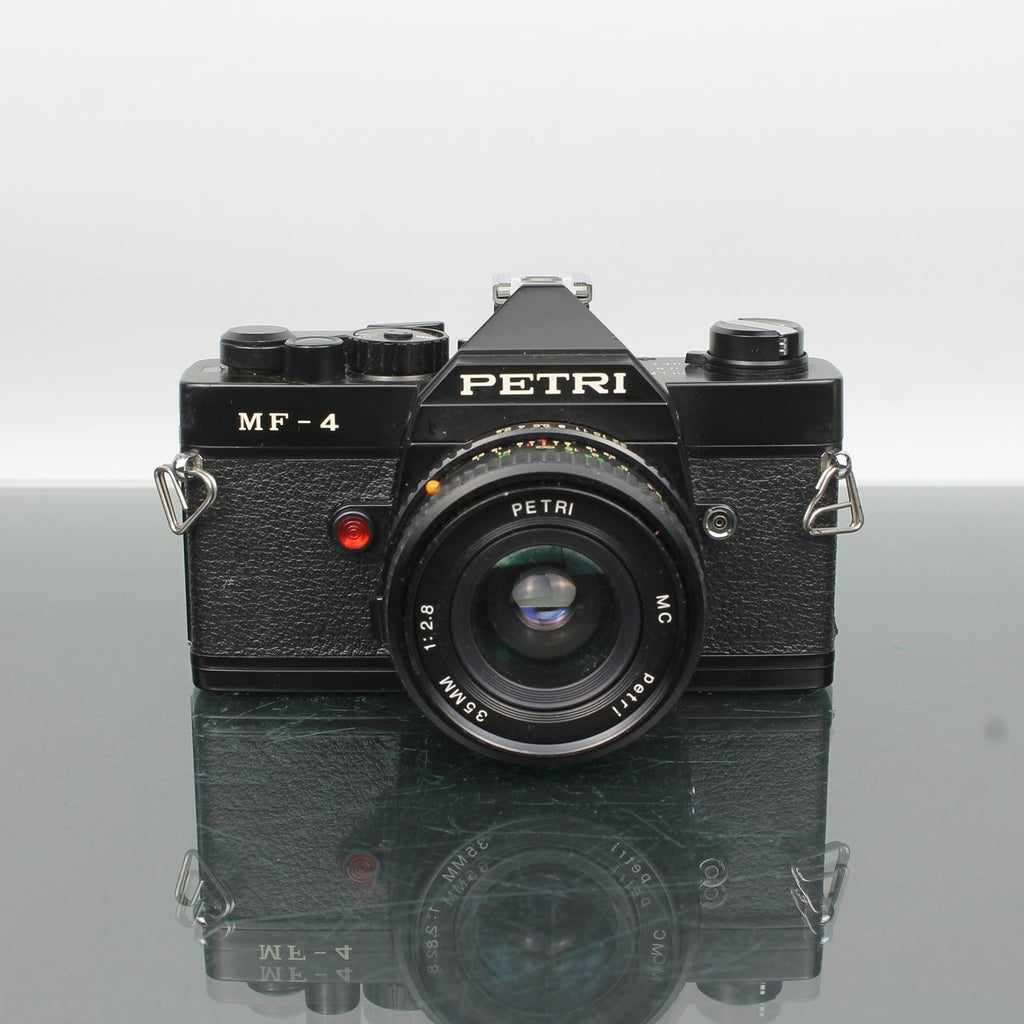 Petri MF-4 + Petri MC 35mm f/2.8