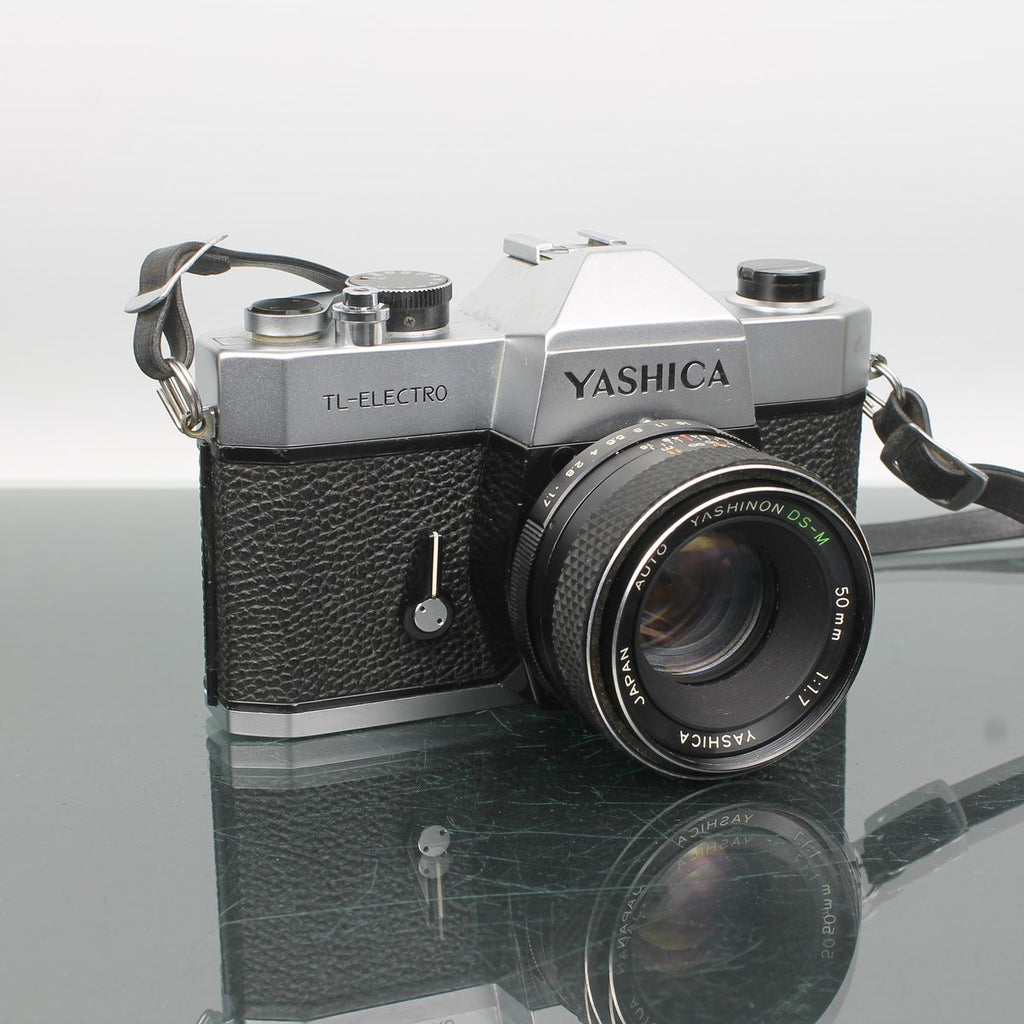 Yashica TL-Electro + Auto Yashinon DS-M 50mm f/1.7