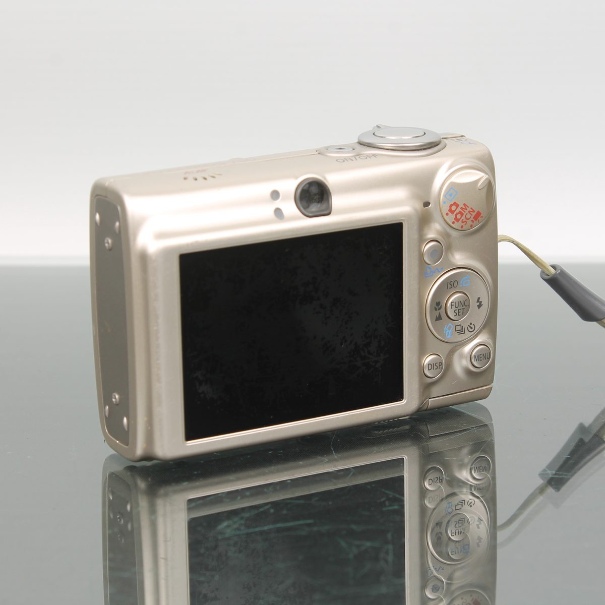 Canon Digital IXUS 750