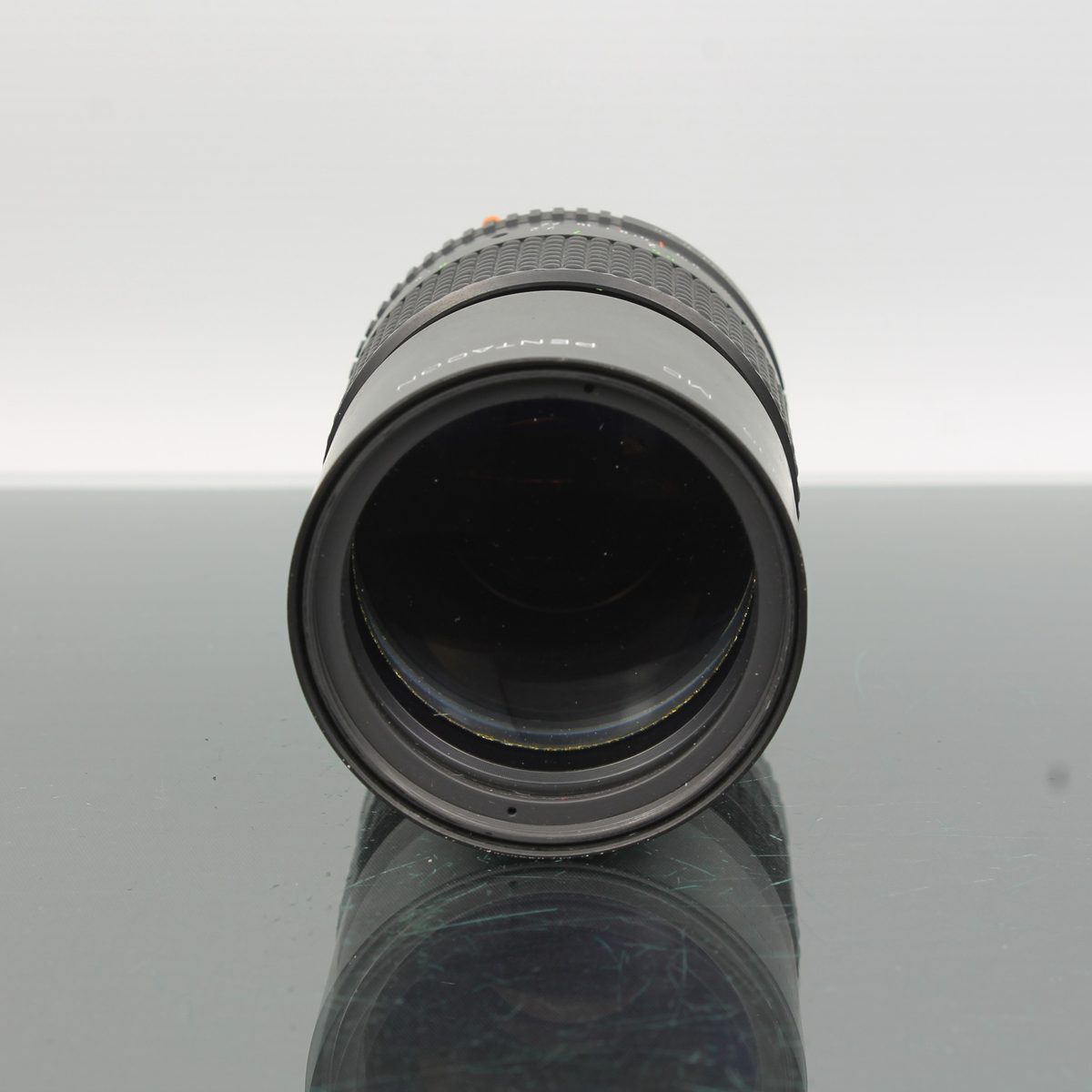 Pentacon Prakticar 135mm f/2.8 MC