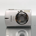Canon DIGITAL IXUS 700