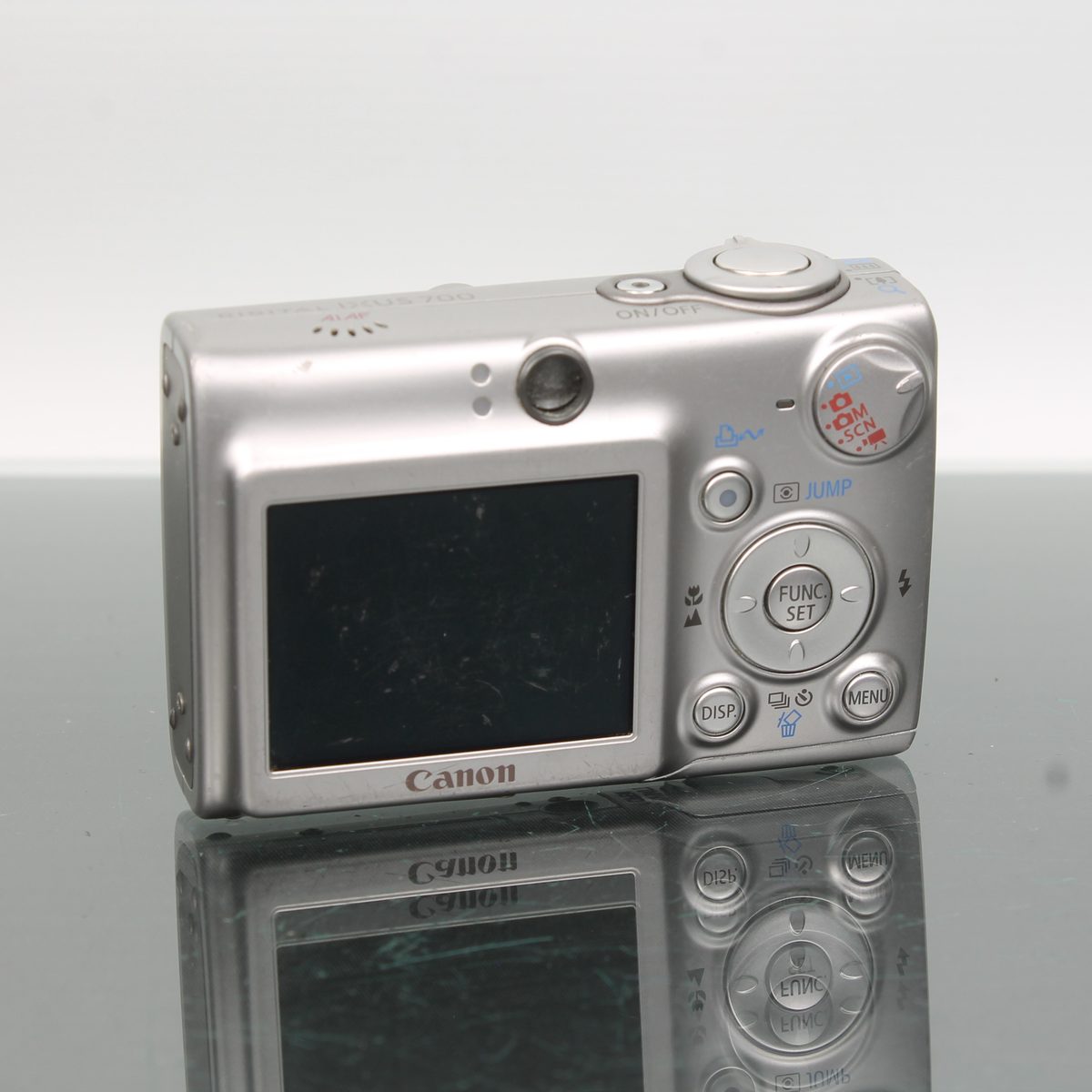 Canon DIGITAL IXUS 700