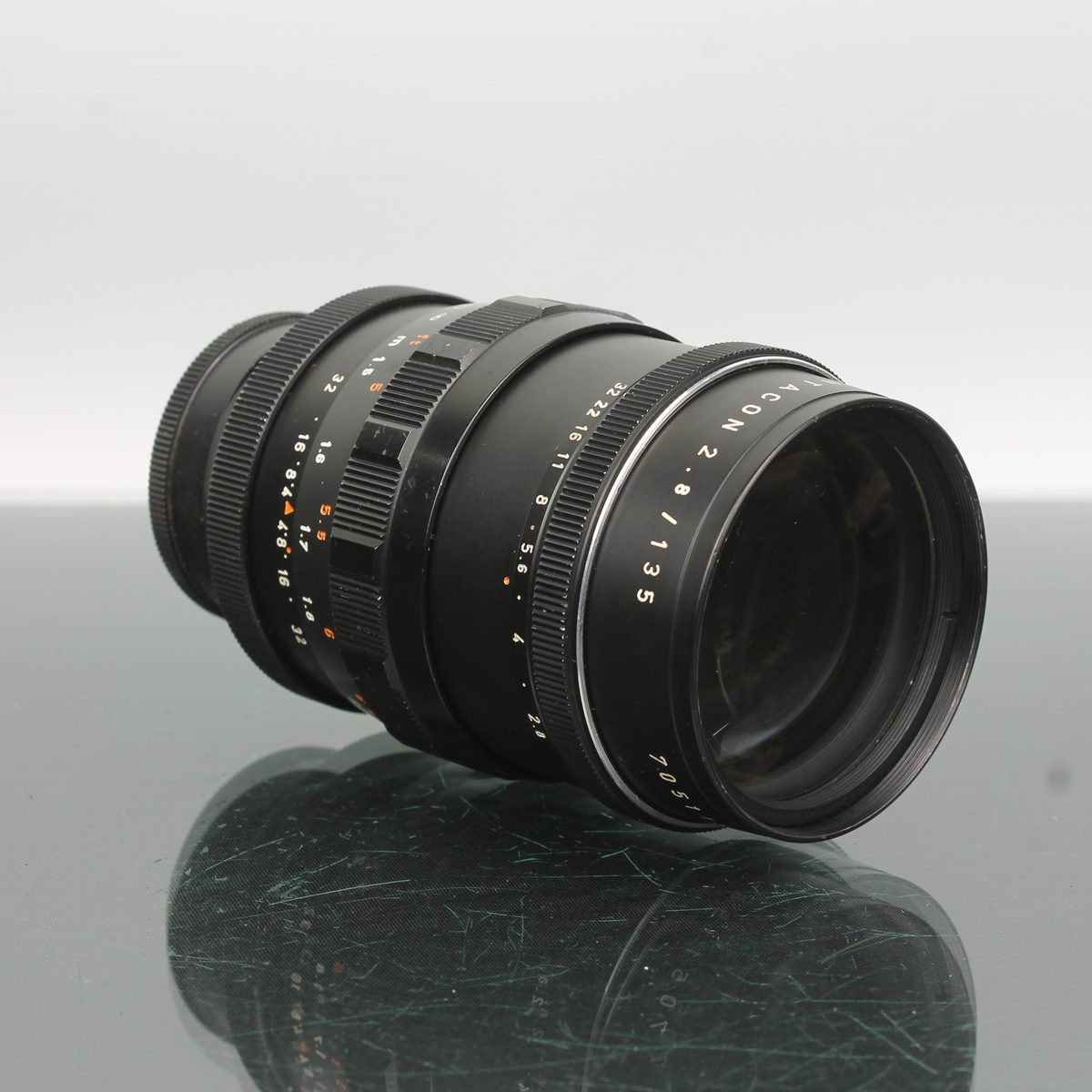 Pentacon 135mm f/2.8