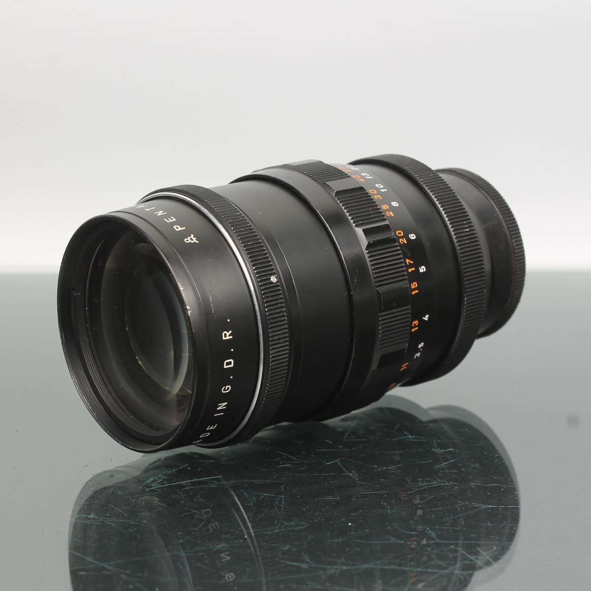 Pentacon 135mm f/2.8