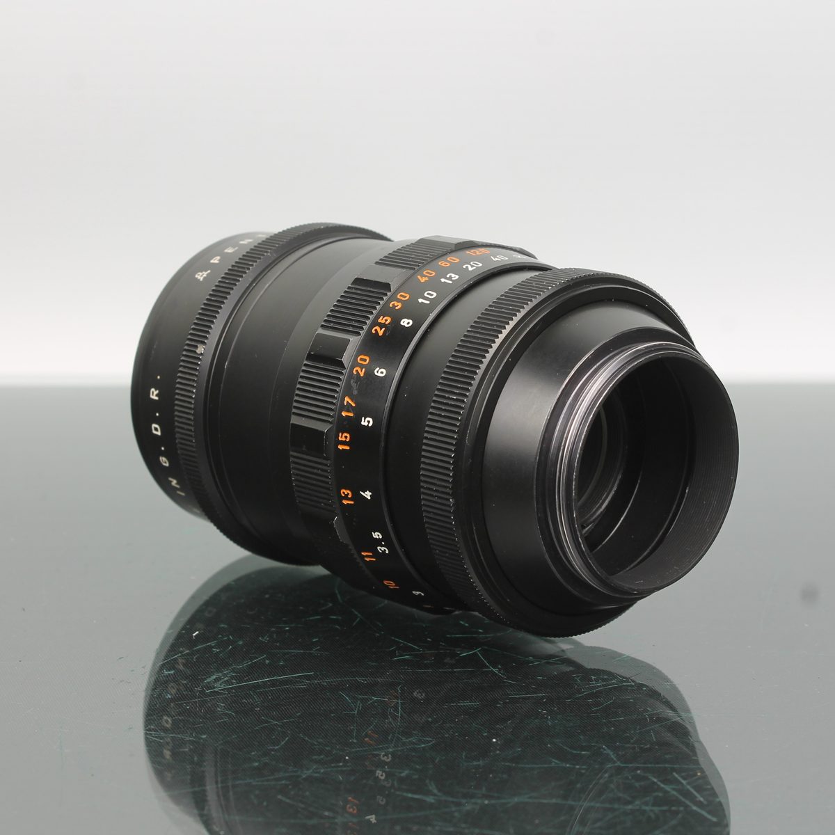 Pentacon 135mm f/2.8