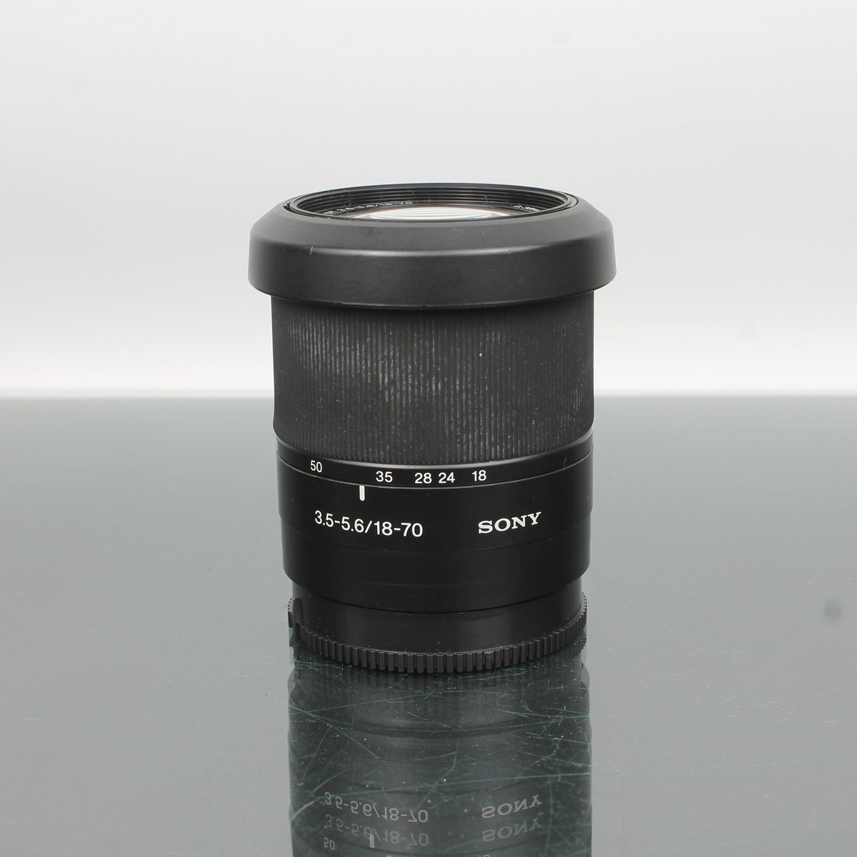 Sony DT 3.5-5.6 18-70mm Macro Lens