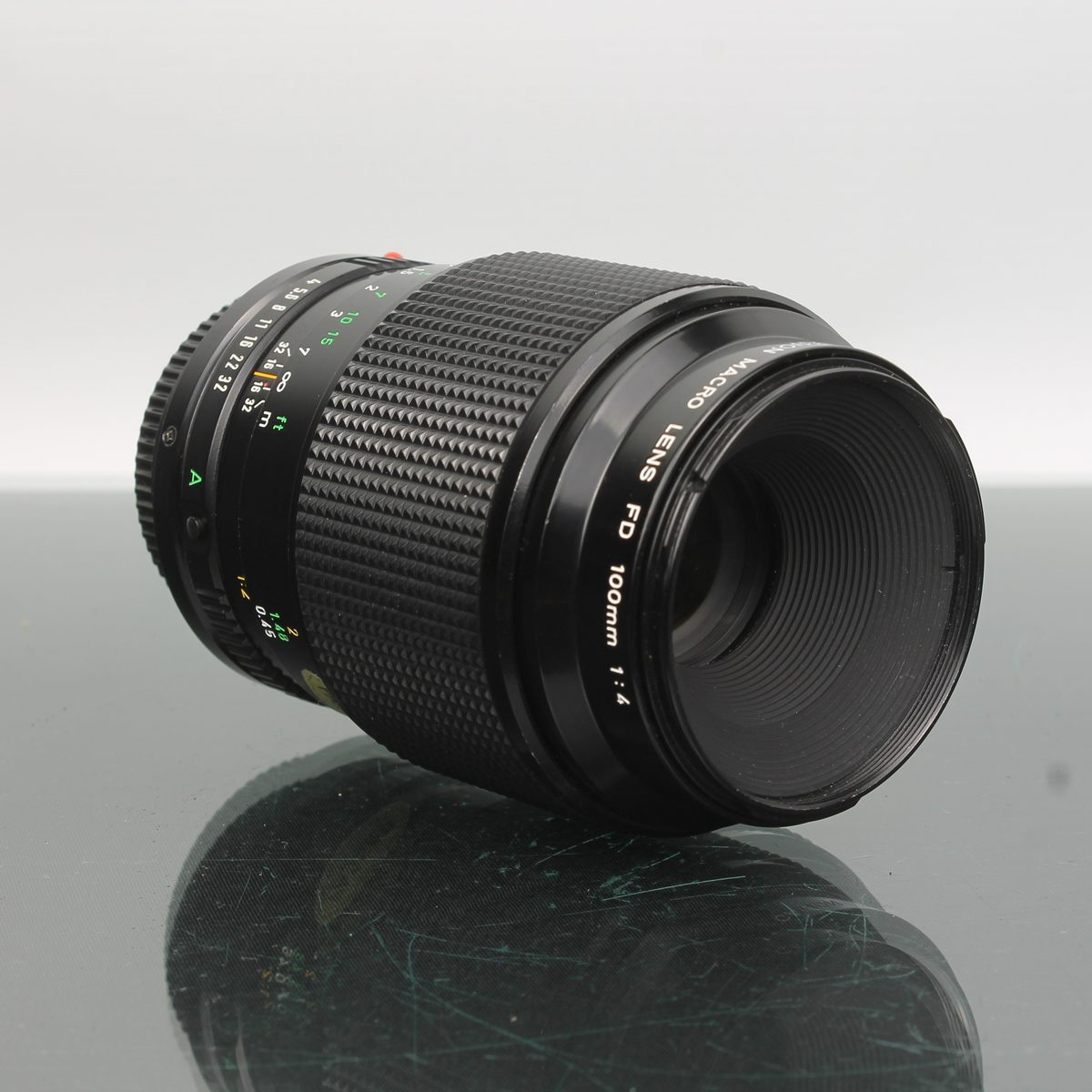 Canon FD 100mm 1:4 Macro