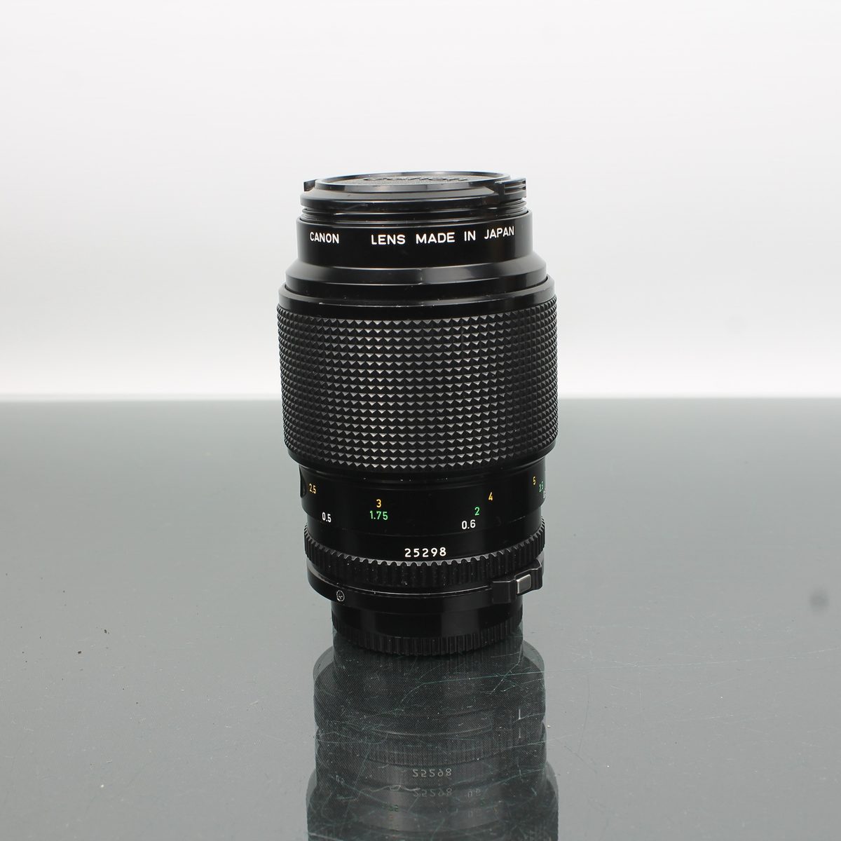 Canon FD 100mm 1:4 Macro