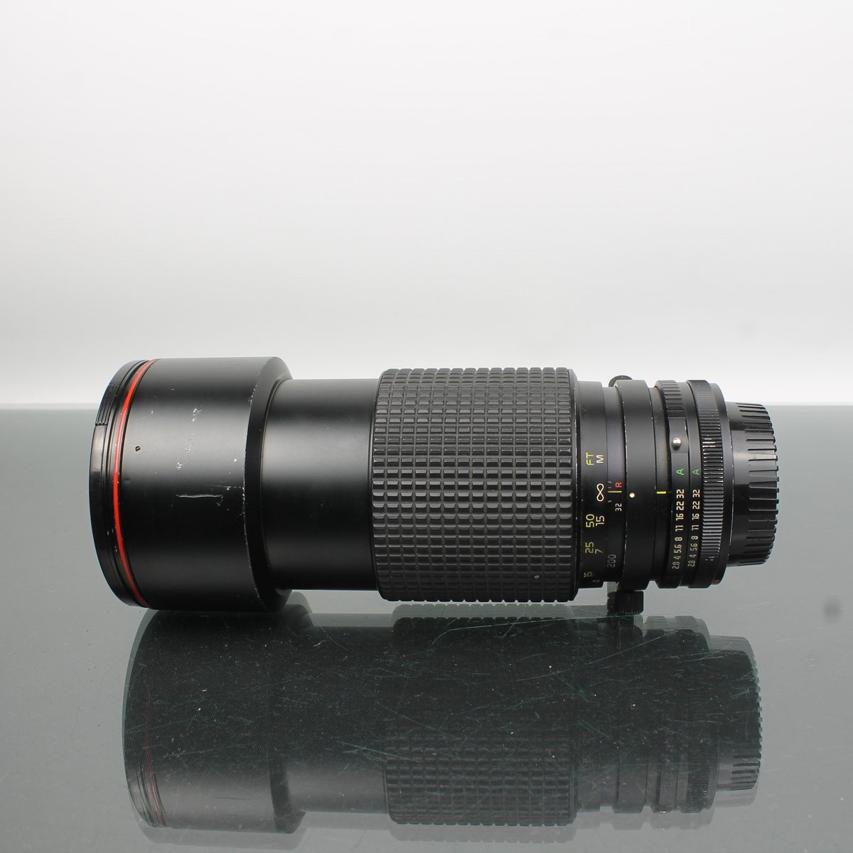 Tokina AT-X SD 80-200mm 1:2.8