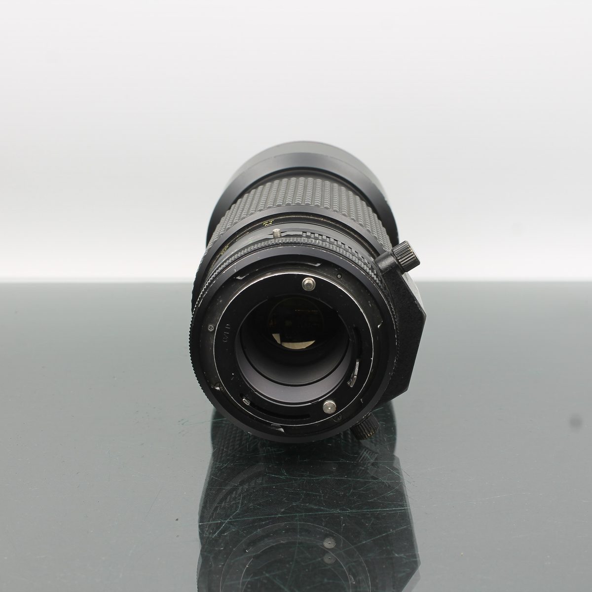 Tokina AT-X SD 80-200mm 1:2.8
