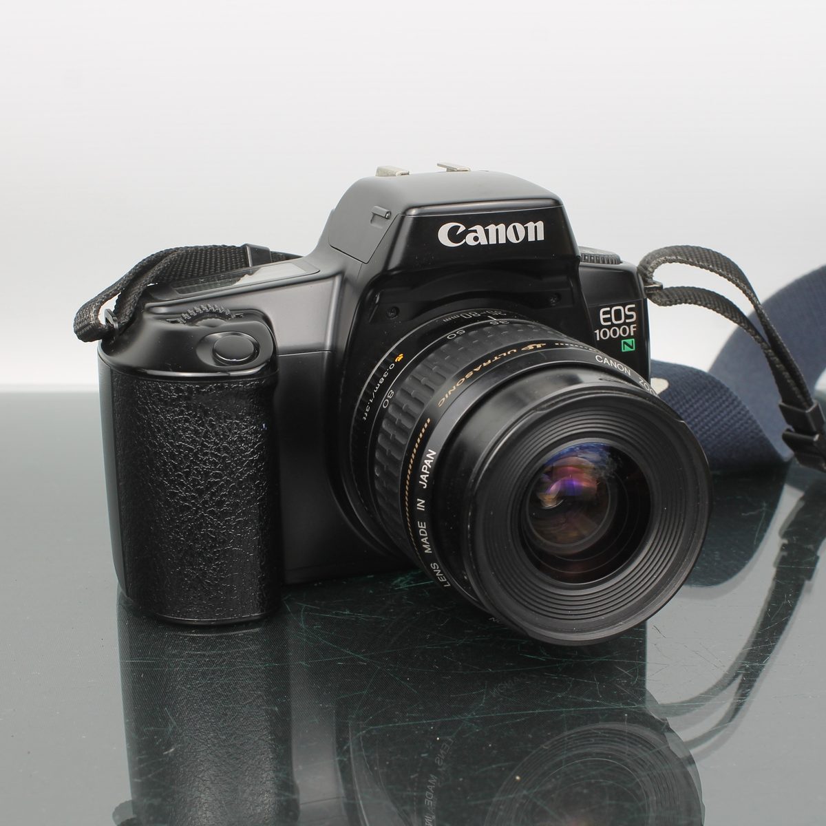 Canon EOS 1000F + Canon EF 35-80mm 4-5.6