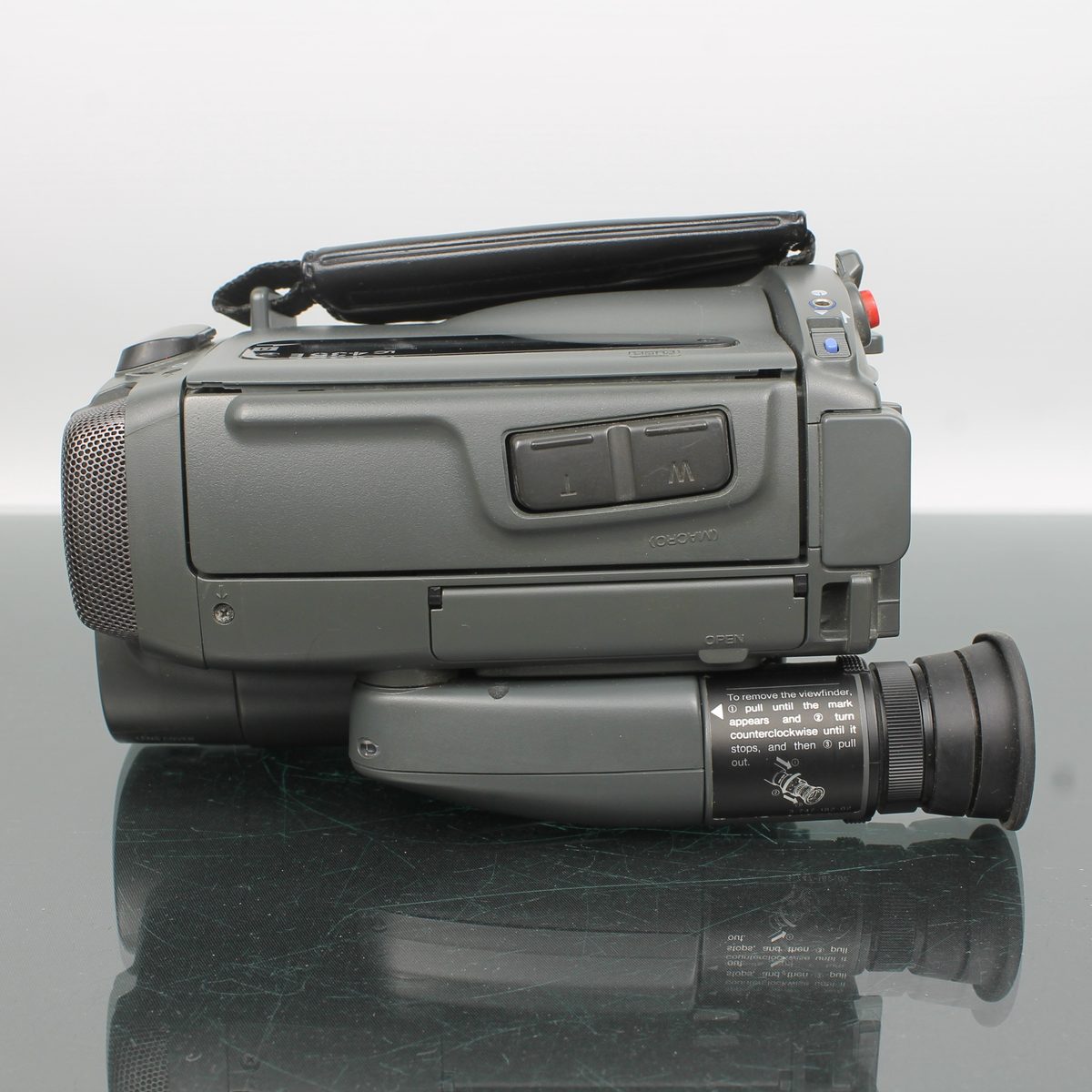 GRUNDIG LC 435 E 8mm