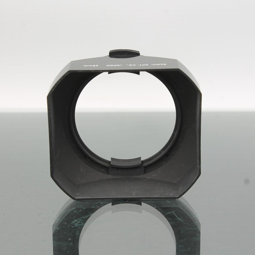Asahi Opt Standard lens 1:1.4-1.7 50mm lens hood
