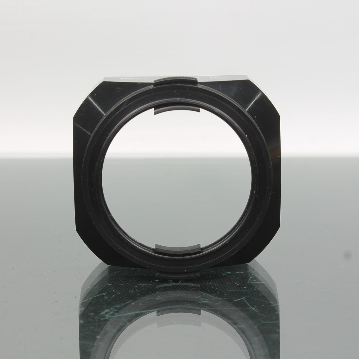 Asahi Opt Standard lens 1:1.4-1.7 50mm lens hood