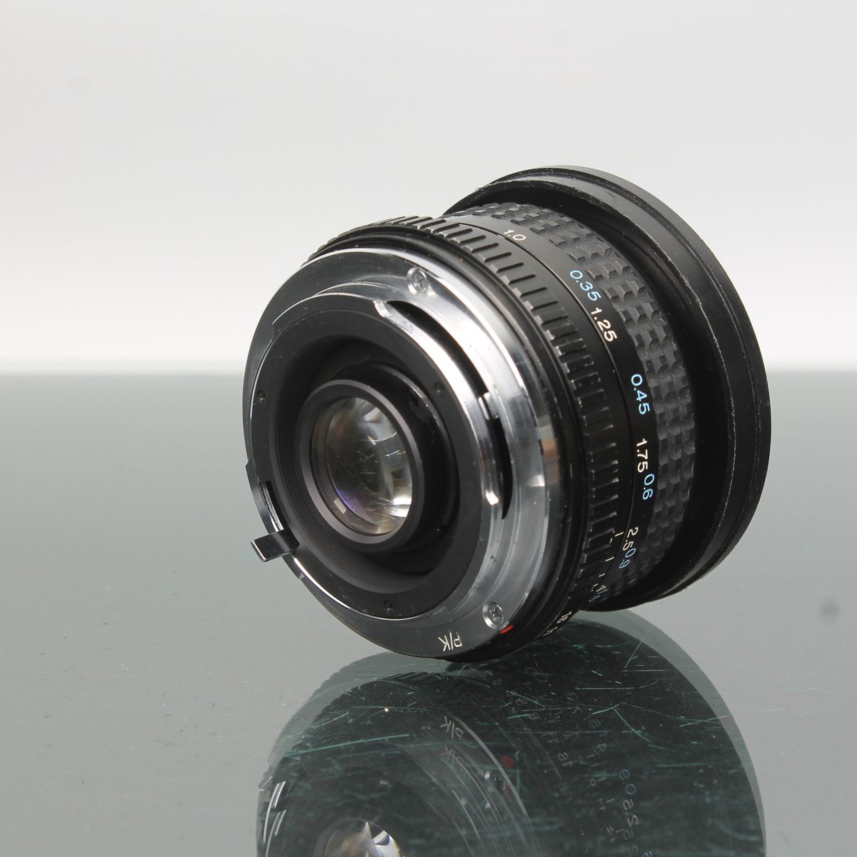 Tokina RMC 24mm f/2.8