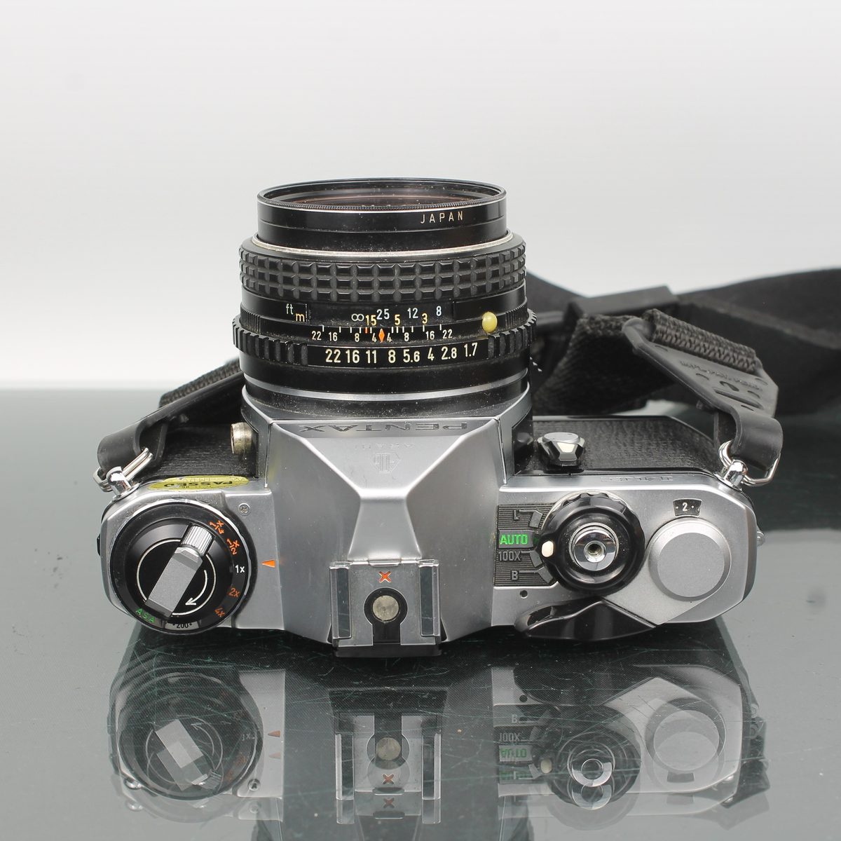 Pentax ME + SMC PENTAX-M 50mm f/1.7