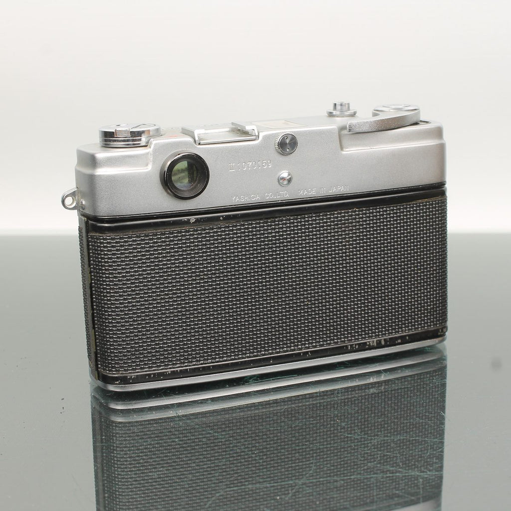 Yashica M-II