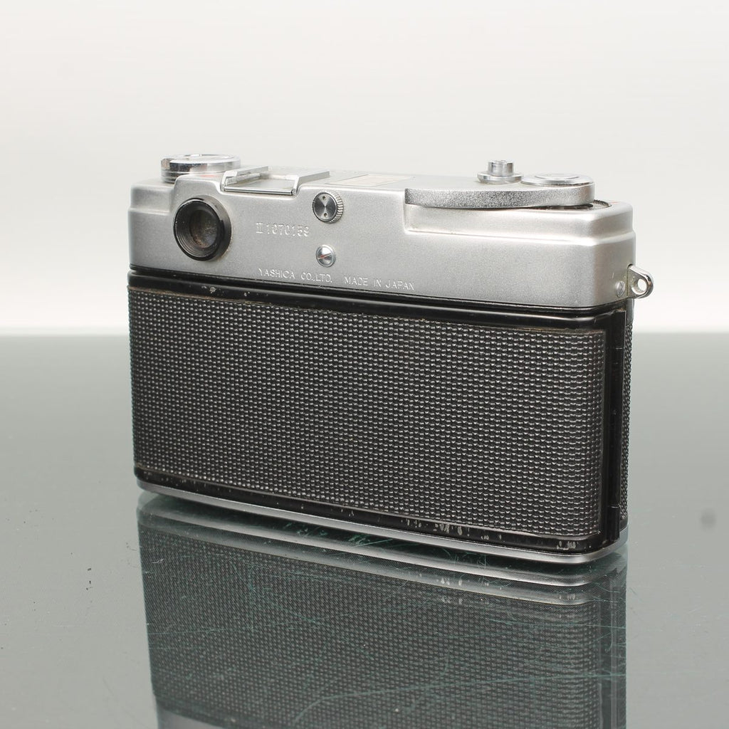 Yashica M-II