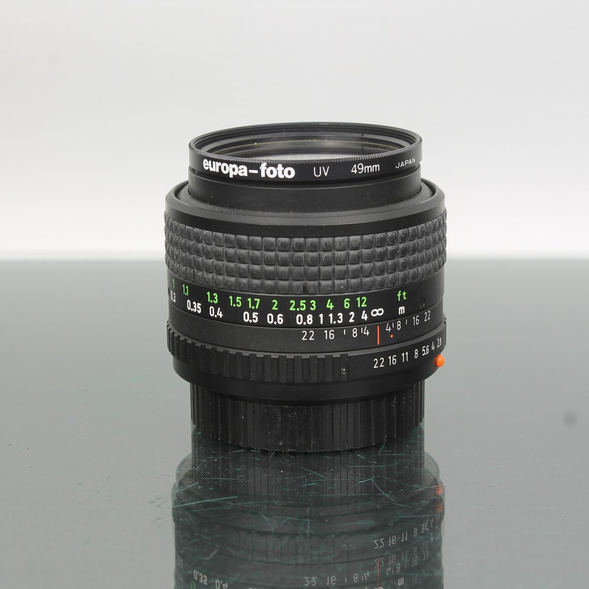 Praktica B200 + Pentacon 50mm f/2.4 + 28mm f/2.8