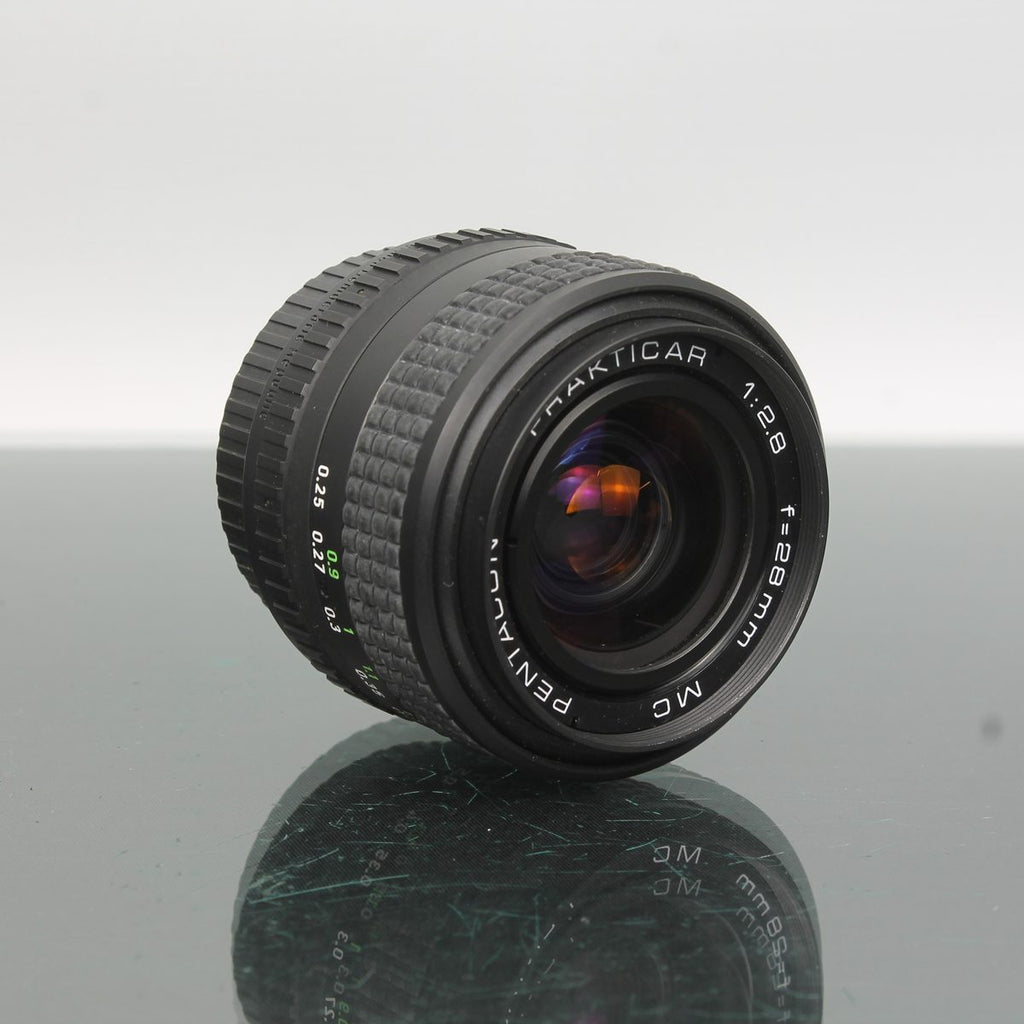 Praktica B200 + Pentacon 50mm f/2.4 + 28mm f/2.8