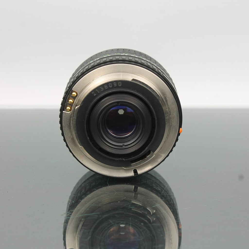 Praktica B200 + Pentacon 50mm f/2.4 + 28mm f/2.8