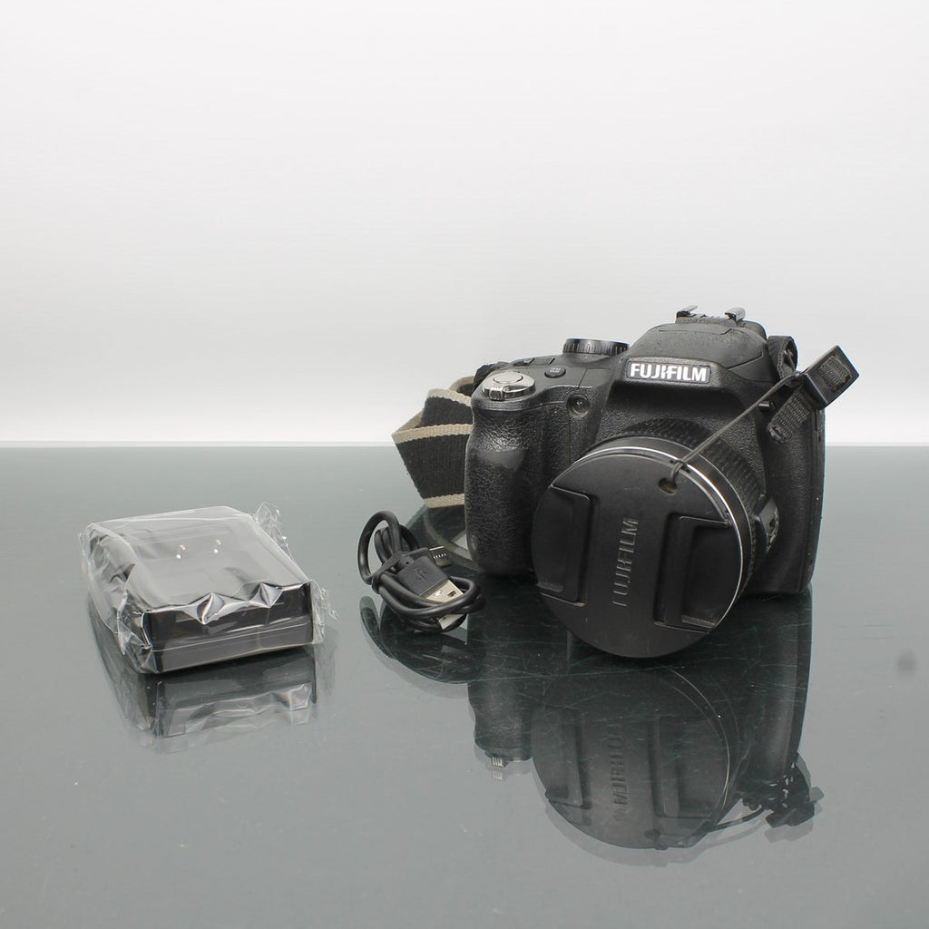 Fujifilm FinePix SL300