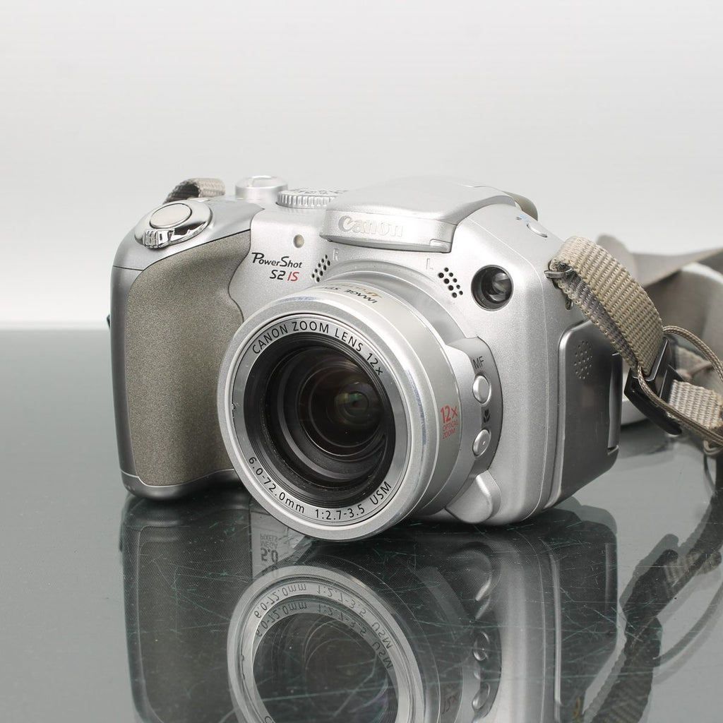 Canon PowerShot S2 IS