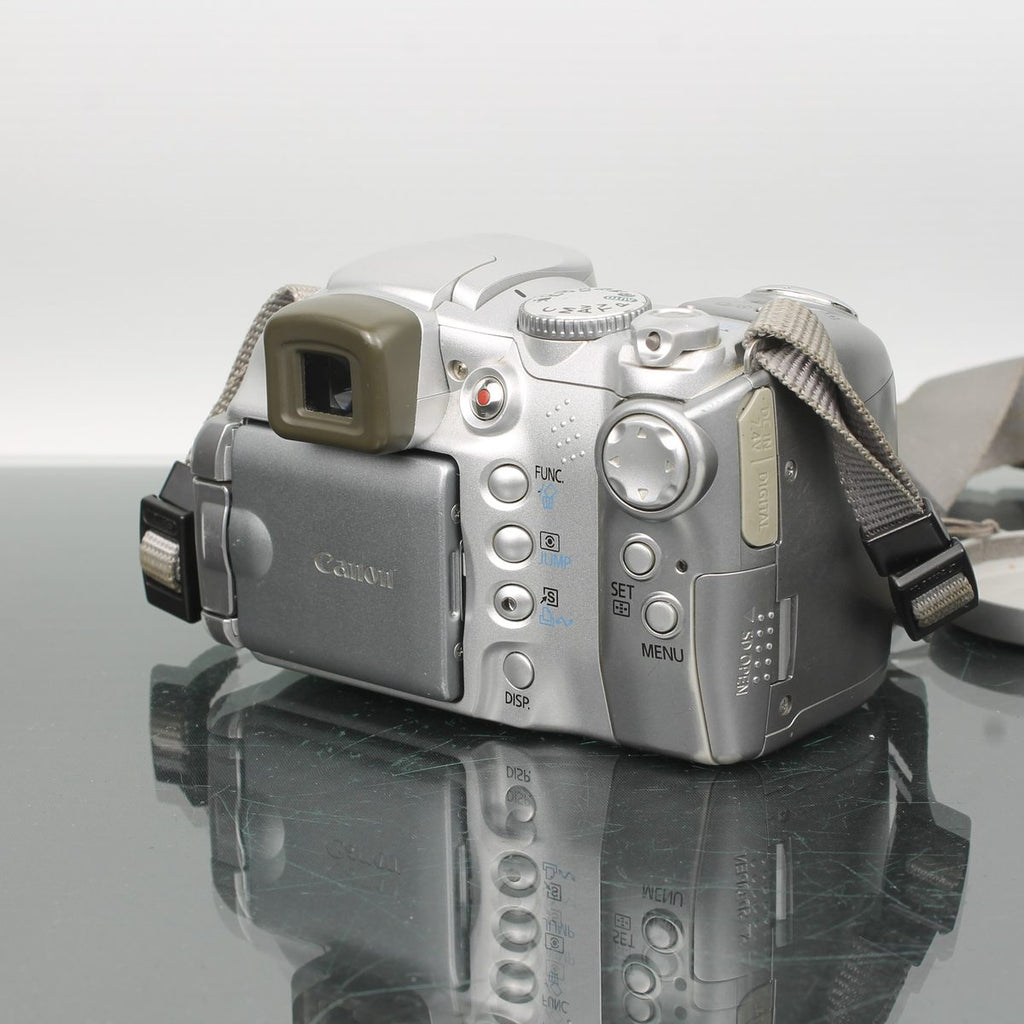Canon PowerShot S2 IS