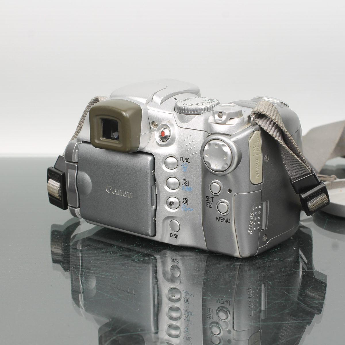 Canon PowerShot S2 IS