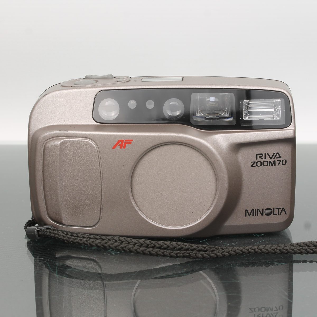Minolta Riva Zoom 70